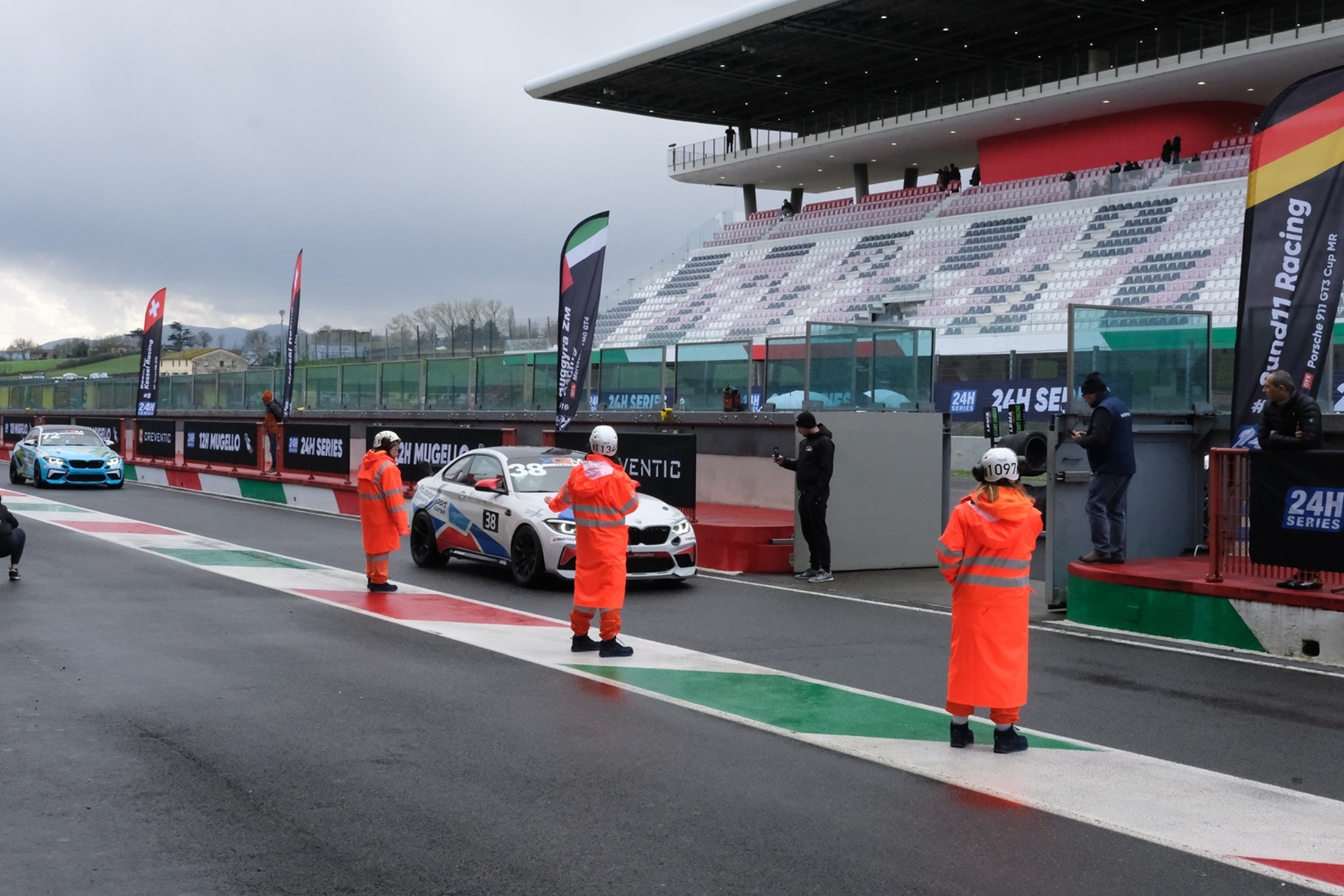 Let’s start the 2024 racing season!